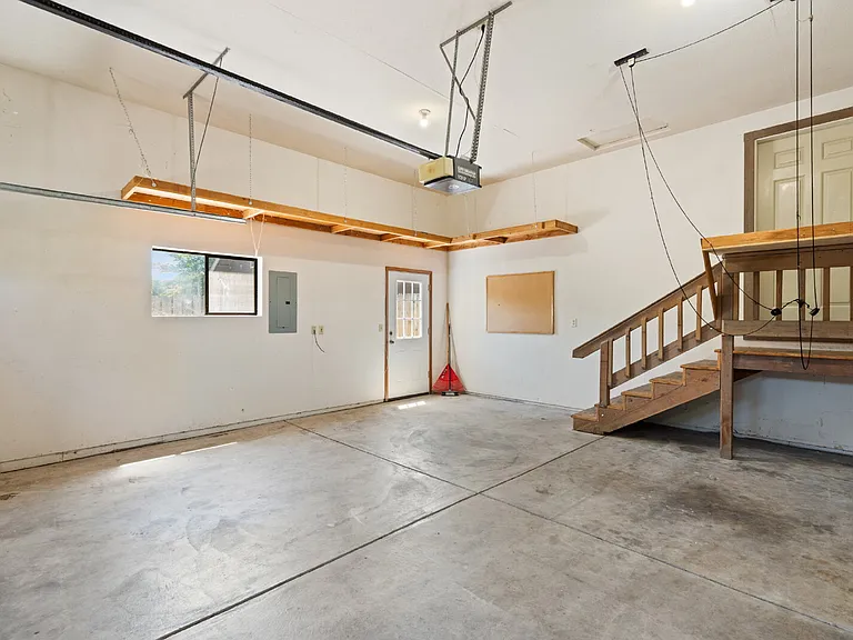 2890 Wedgewood Ln — Photo 29