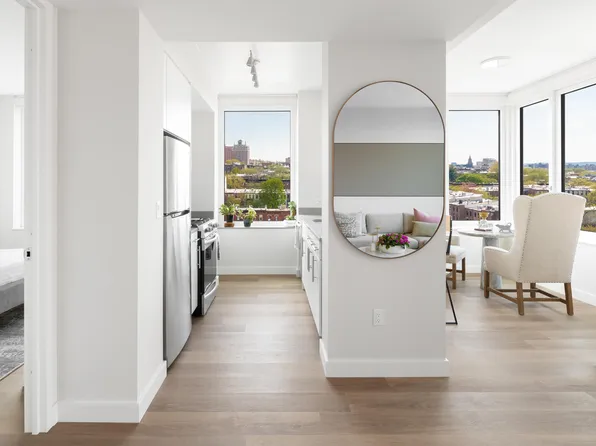 595 Dean Street 643 image 3 of 25