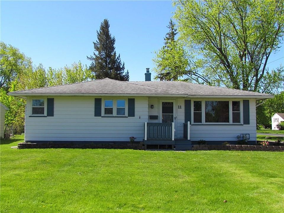 1st image of 11 W Crest Dr