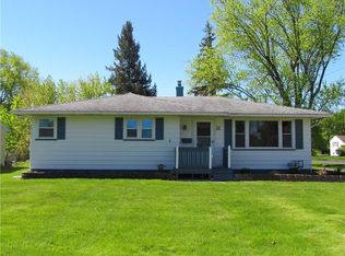 11 W Crest Dr, Gates, NY 14606