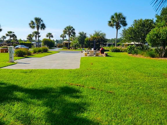 5th image of 556 Portofino Loop