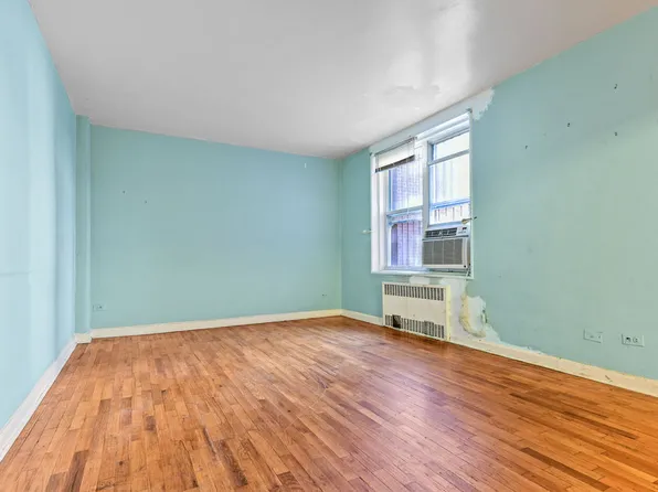 2285 Bragg Street image 1 of 12