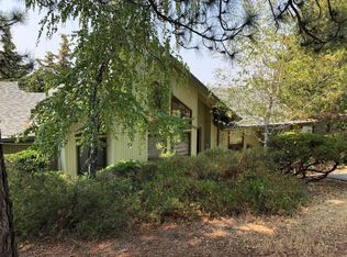 52461 Suncrest Dr, Oakhurst, CA