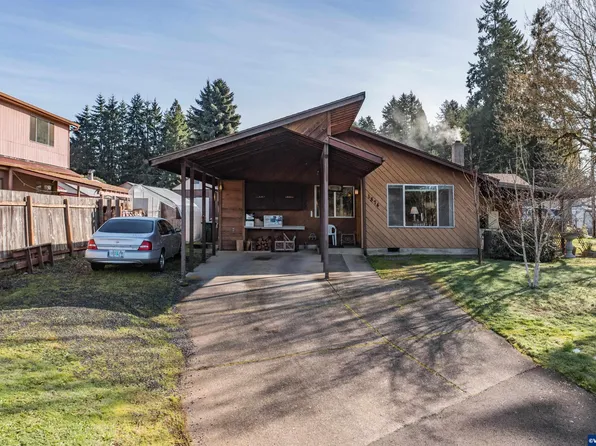 1874 Grape Loop, Sweet Home, OR 97386