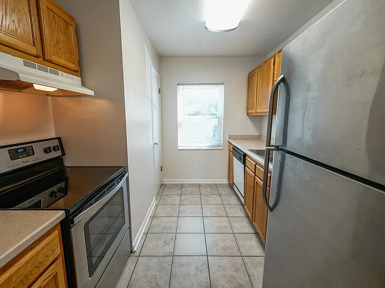 2325 W Pensacola St #155 — Photo 12