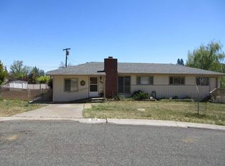 806 Park Pl, Yreka, CA