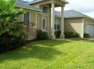 2225 3rd Ln SW, Vero Beach, FL 32962