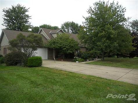 Newer roof and garage combined with the brick front and sides make this a low maintenance home!