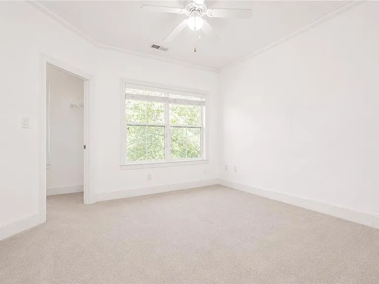 5490 NE Glenridge Park #5490 — Photo 23