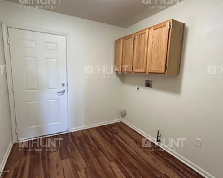 4013 Buttonwood Ct — Photo 6