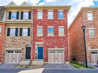 16 Whitehaven Ln, Kitchener, ON N2H0B3