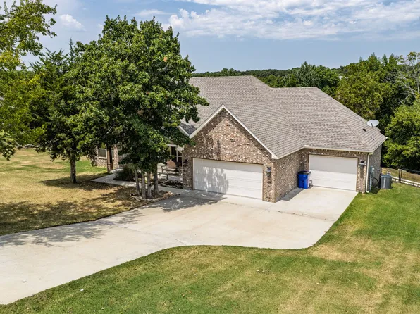 5095 E Chestnut Dr, Claremore, OK 74019