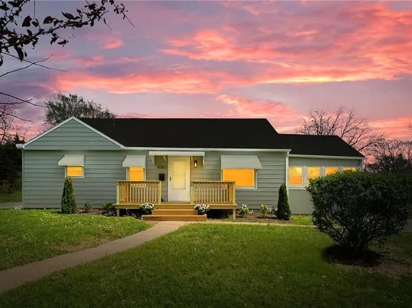 8301 Highland Ave, Kansas City, MO 64131