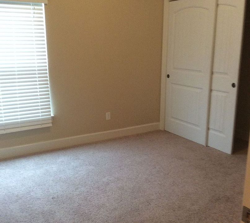 1st image of 15 Tuscany Trce