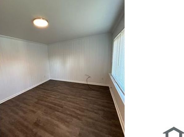 62 Harvey Pl