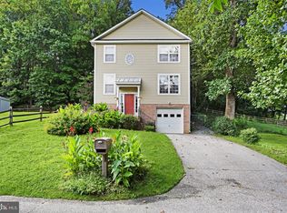 856 Bayview Dr, Edgewater, MD 21037