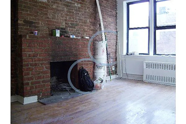 Rented by City Connections Realty | media 35