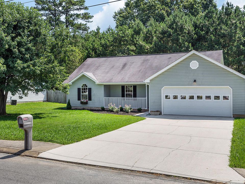 1st image of 13 Bartles Dr