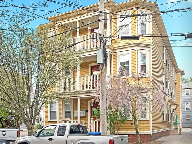 70 America St #3F — Photo 1