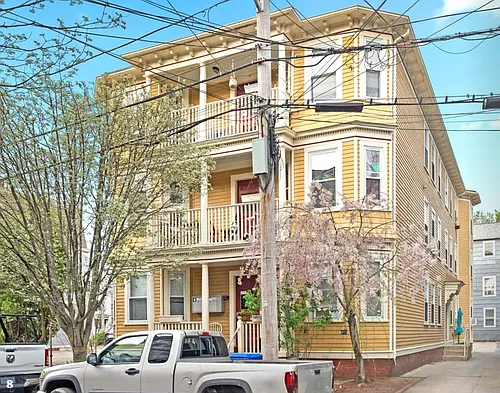 70 America St #1R Photo 1
