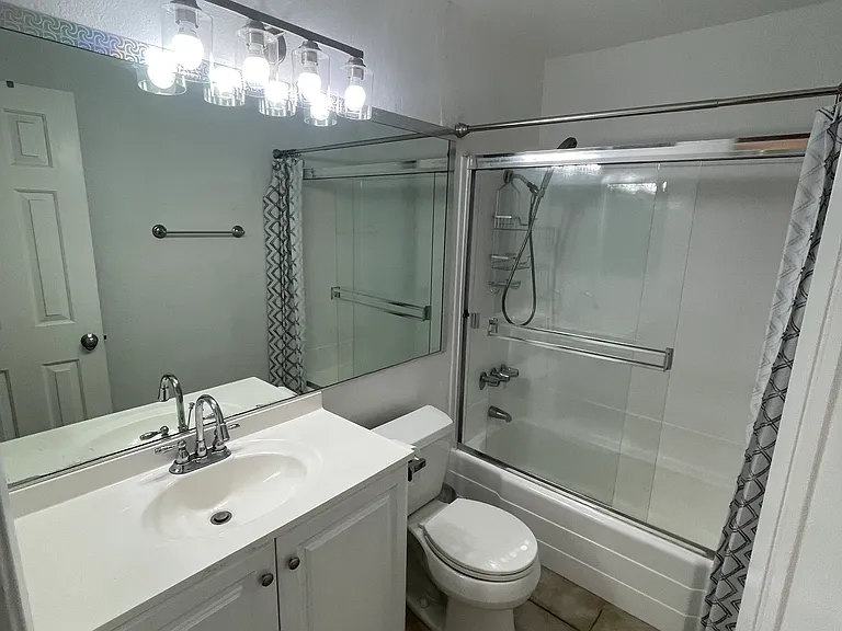620 E Lexington Ave E #3 — Photo 12