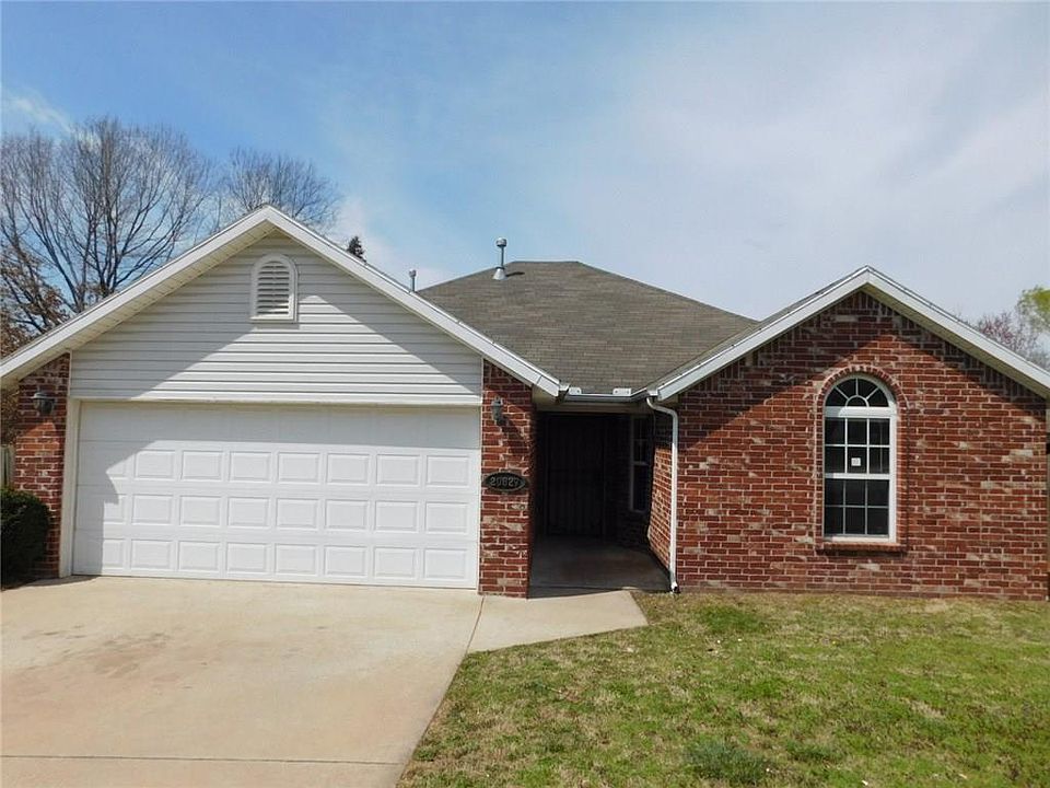 1st image of 20827 Highland Dr #1062