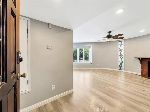 1307 Shadow Ln Unit D, Fullerton, CA 92831