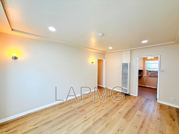 5th image of 1535 S Fairfax Ave