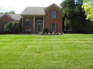 3660 Vineyard Rdg, Cincinnati, OH 45241