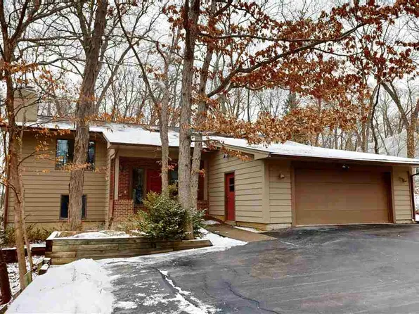 2009 Laurence Ct NE, Iowa City, IA 52240