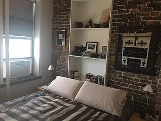 Rented by R New York