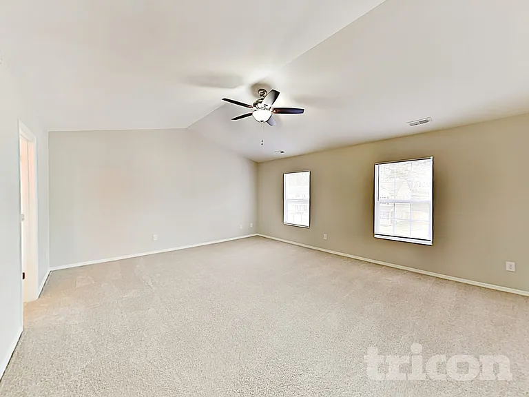 4003 Larkhaven Village Dr — Photo 9