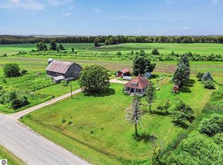 7615 Pleasant Hill Rd, Ellsworth, MI 49729