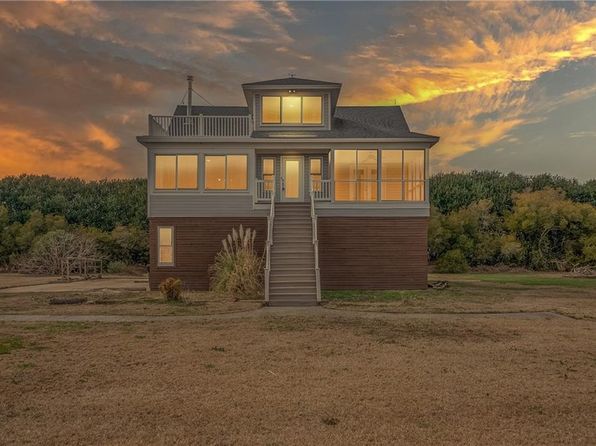 4489 Catfish Rd, Virginia Beach, VA 23457