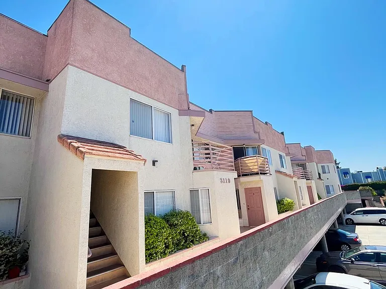 3119 Foothill Blvd #1 — Photo 38