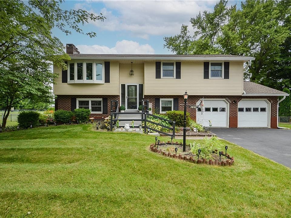 1st image of 3895 Wellington Dr