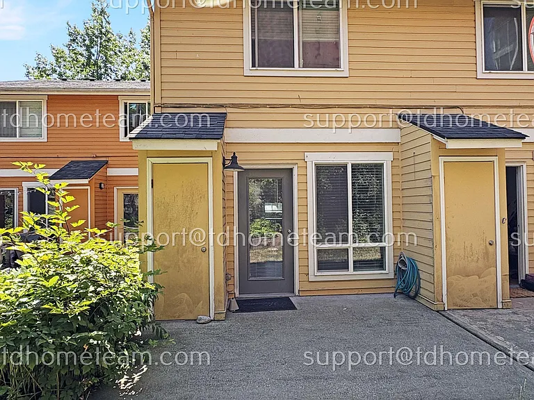 1916 E Fir St #5 — Photo 10