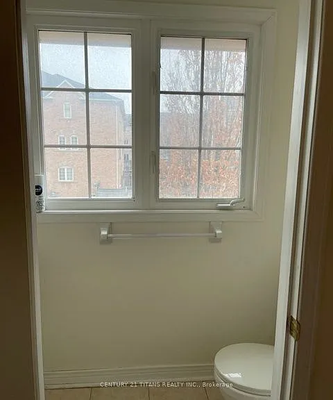 32 Etienne St — Photo 24