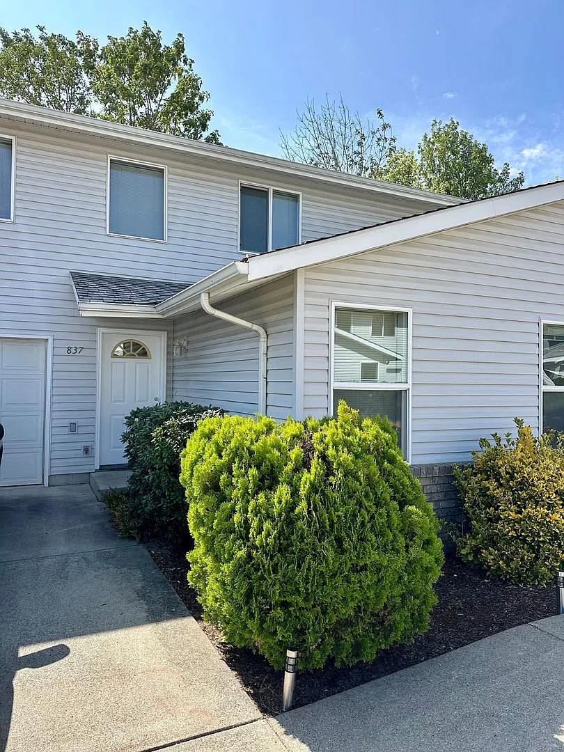 1/2 Off 2nd Month's Rent — Photo 1