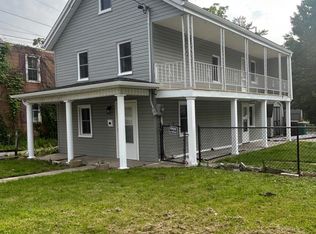 139 S 4th St, Chambersburg, PA 17201