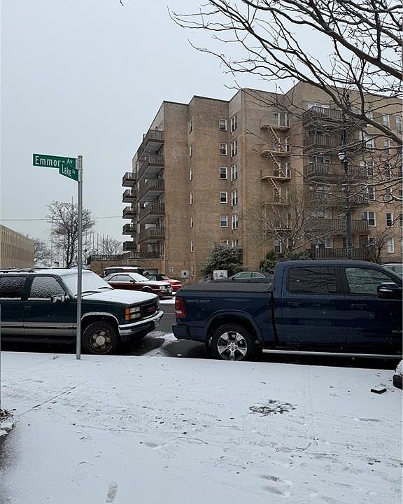 1st image of 8 Lake Ave