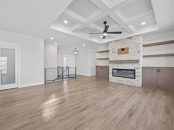 5th image of 1180 Ogden Ln