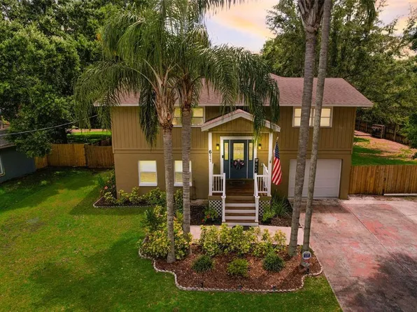 611 Shore Dr E, Oldsmar, FL 34677