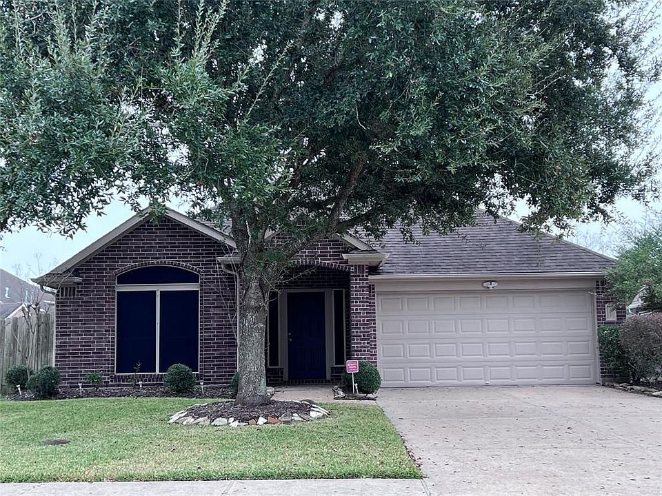 1st image of 321 Preston Ln