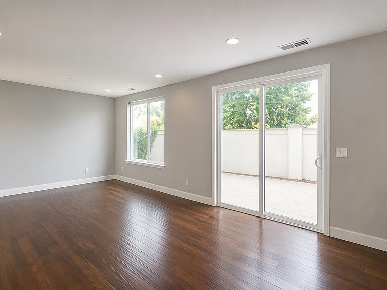 1867 Silk Wood Ln — Photo 14