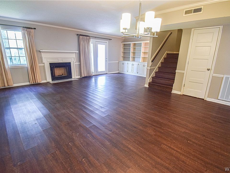 1st image of 1005 Fairfax Dr