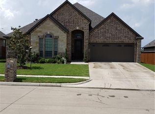 417 Sunset Ct, Waxahachie, TX 75165