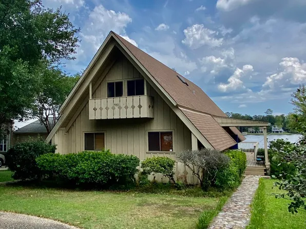 553 W Lakeshore Dr, Carriere, MS 39426