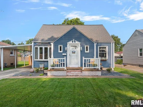 2021 N 6th St, Springfield, IL 62702