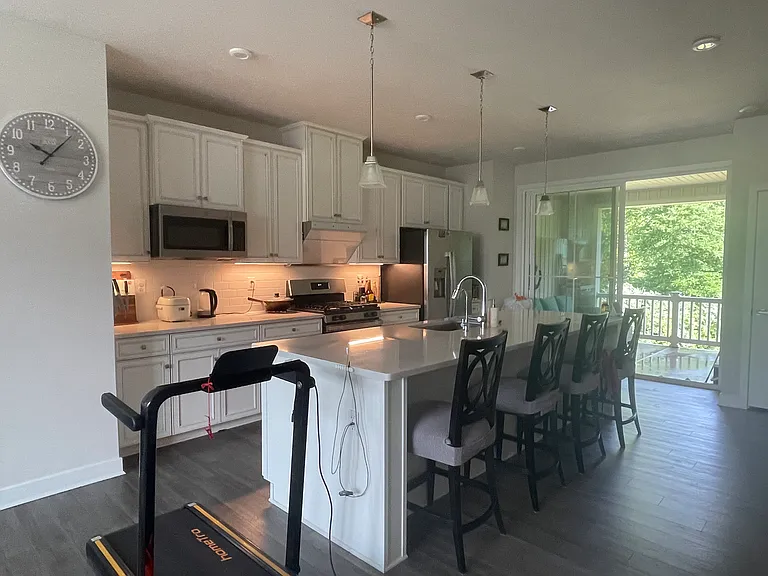153 Torrey Dr — Photo 9